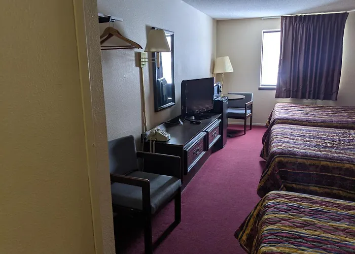 Super 8 By Wyndham Shelbyville