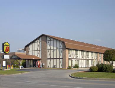 Super 8 By Wyndham Hotel
